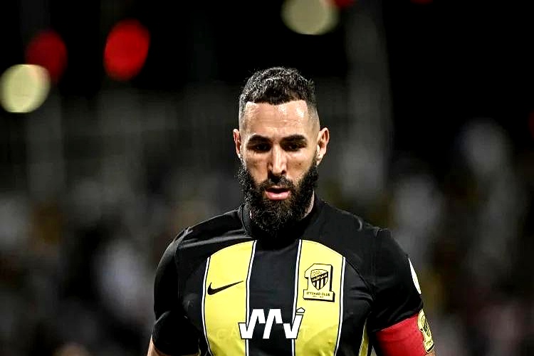 包含波兰逆转马赛,本泽马一己之力扛起全队的词条 包含波兰逆转马赛,本泽马一己之力扛起全队的词条