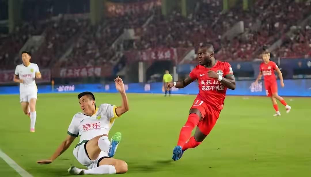 开云体育入口-比分分析战术调整奏效，成功扭转局势