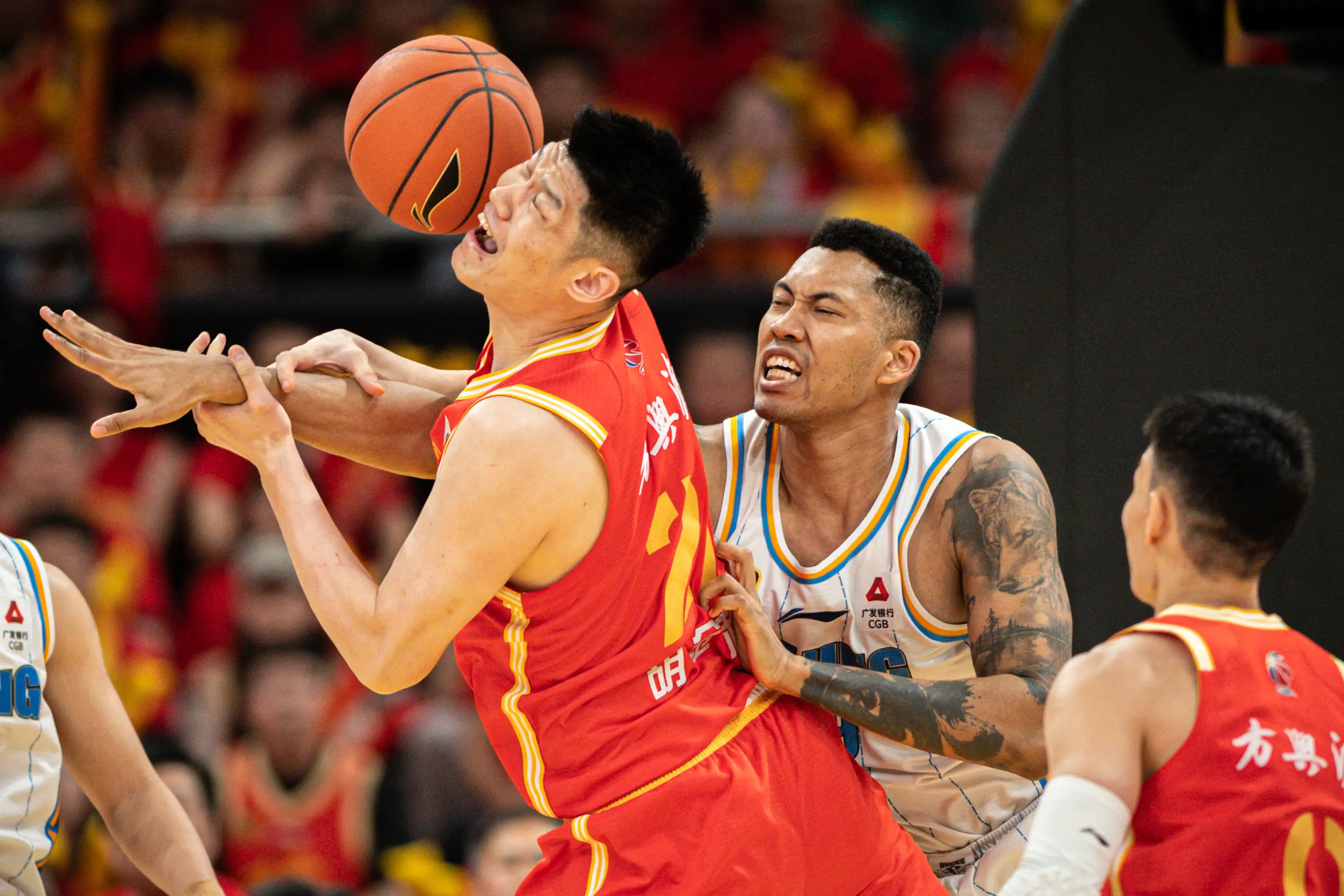 开云体育入口-福建队险胜独行侠，孙铭徽统治全场