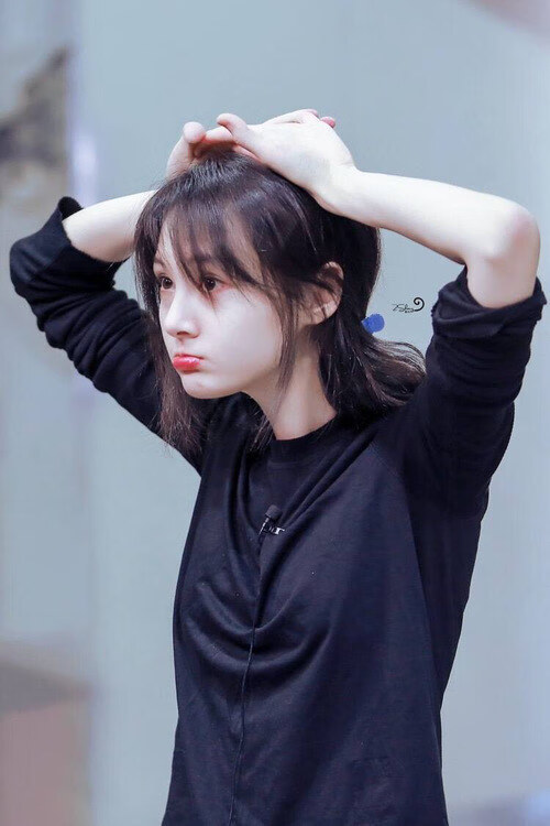 开云体育登录-冷夜热土，波兰队碾压德国队，波尔惊艳四座