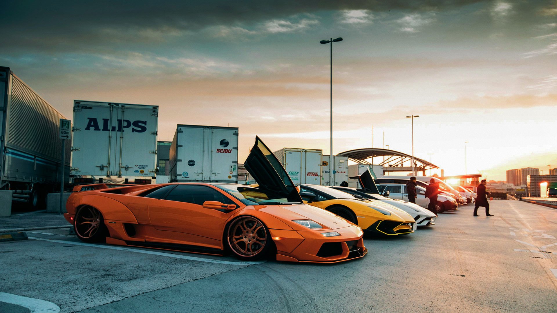 唯一在热带雨林踢球的对决,当尼日利亚遇上哥斯达黎加,苏亚雷斯如何用一记绝杀让雨林静止